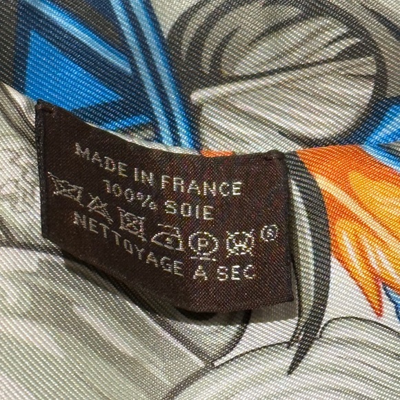 Hermes set of 2 identical twilly scarfs - Picture 2 of 3